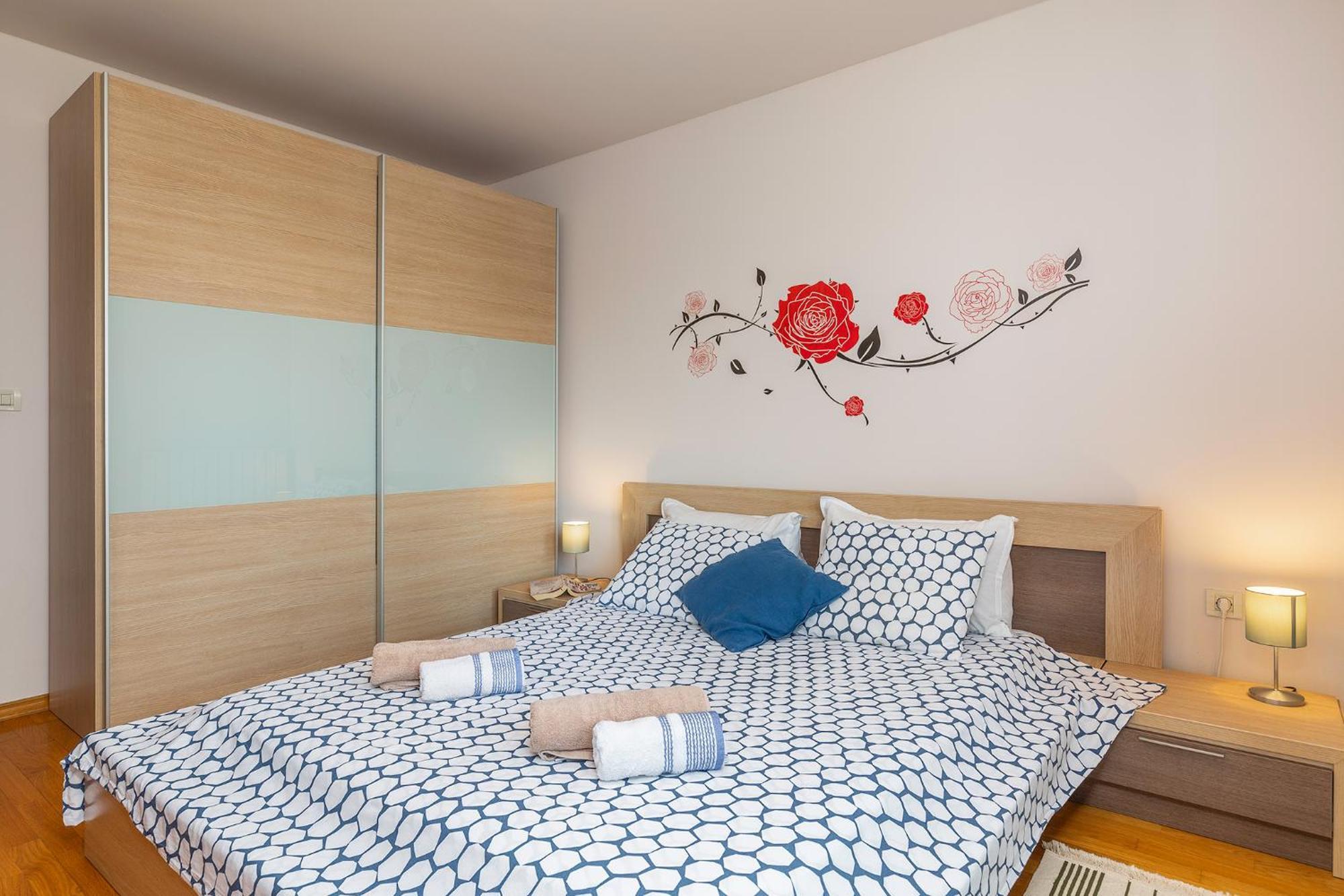 Deluxe Apartment Marina With A Private Parking リエカ エクステリア 写真